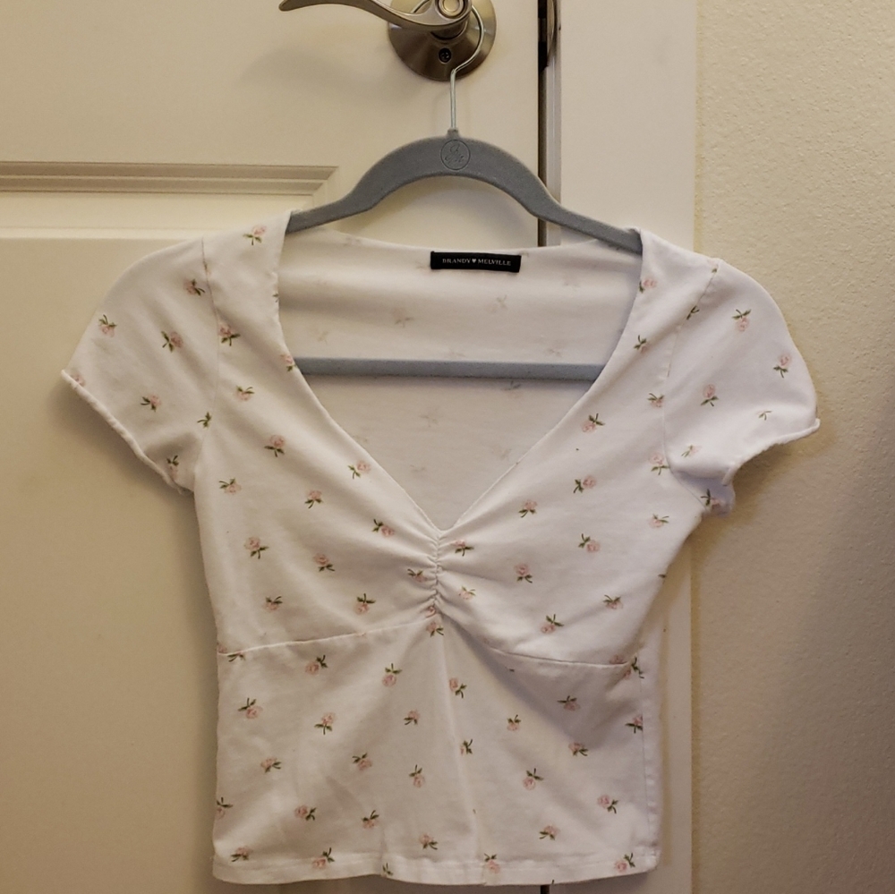 NWOT brandy melville white floral gina top